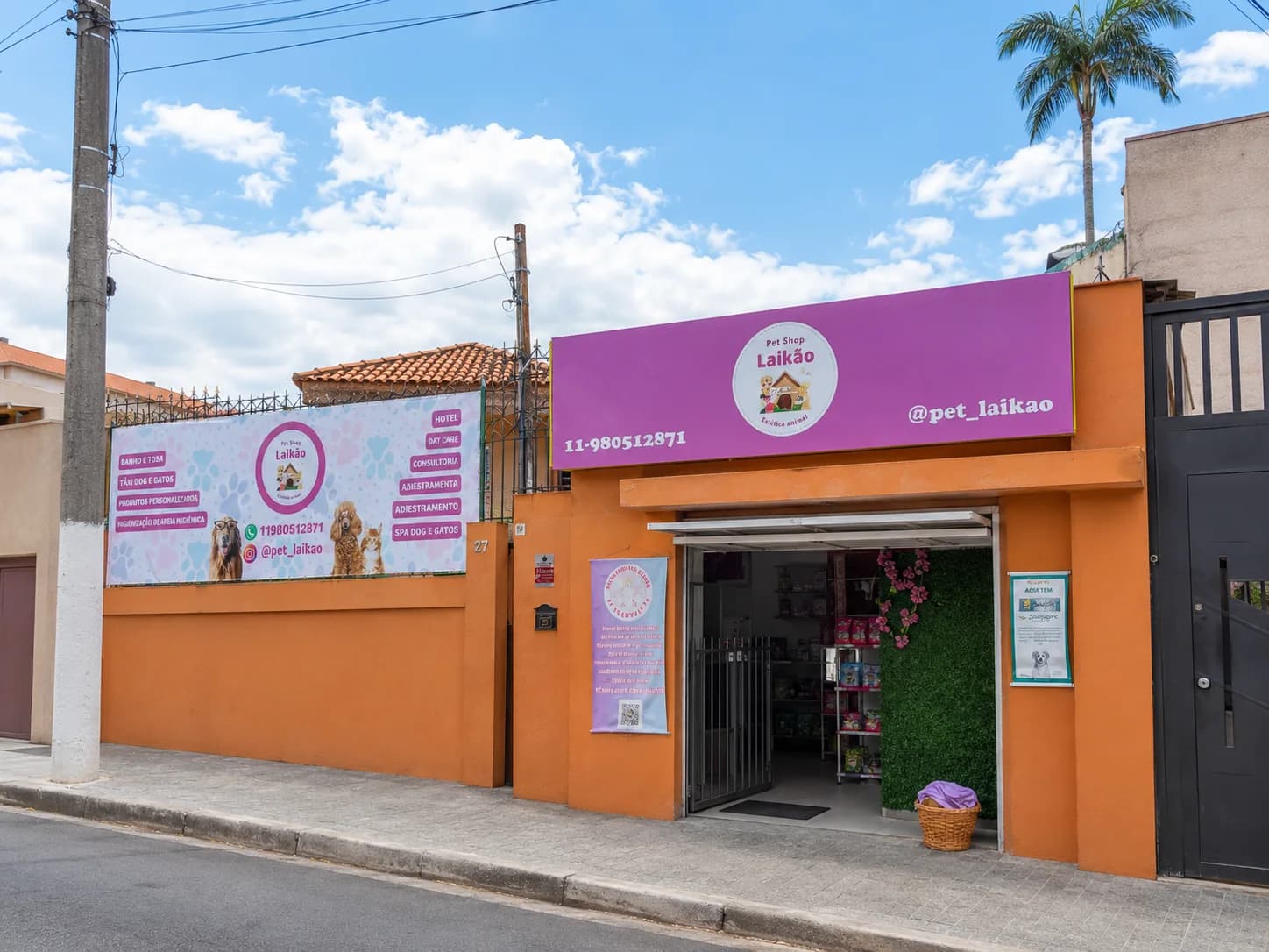 Fachada completa da Pet Shop Laikão na Vila Nova Cachoeirinha